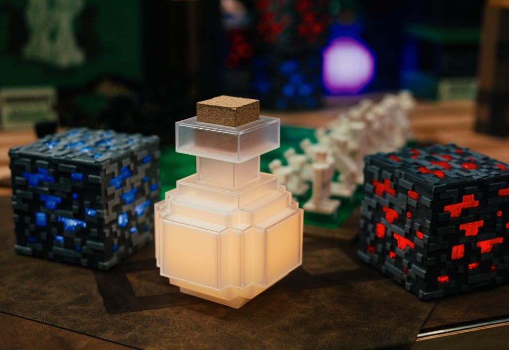 a couple of blocks sitting on top of a table